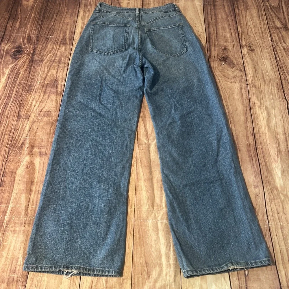 H&M Jeans Women's US 10 Light Wash Straight Flared Leg Stretch